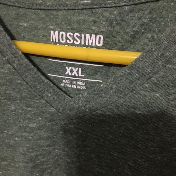 Heather green Mossimo XXL V neck Tee - Picture 2 of 3